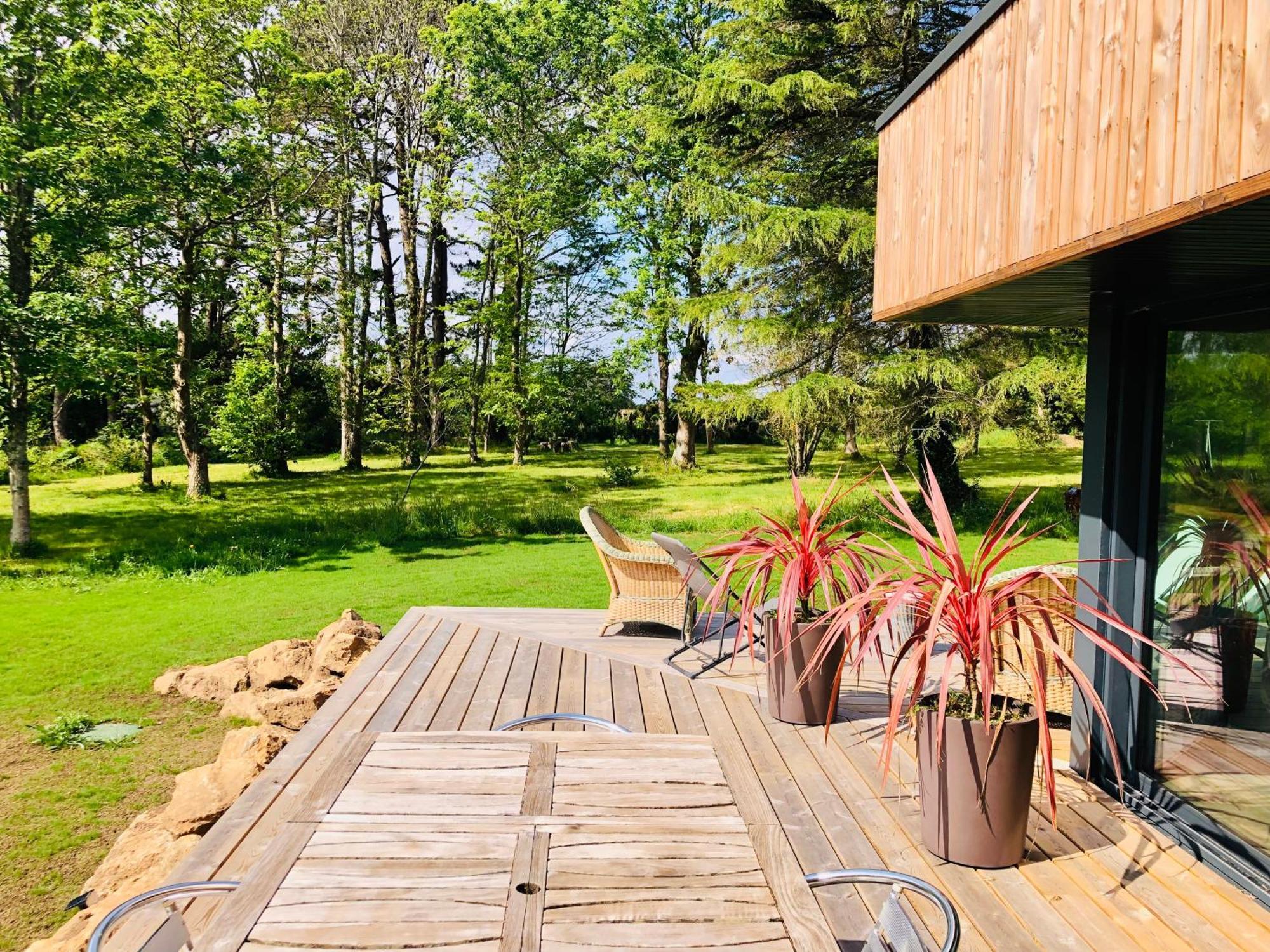 Villa Tidinghi, Plage De Rospico A Pied 内维兹 客房 照片